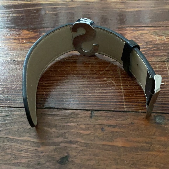 Leather band bracelet - Picture 2 of 3